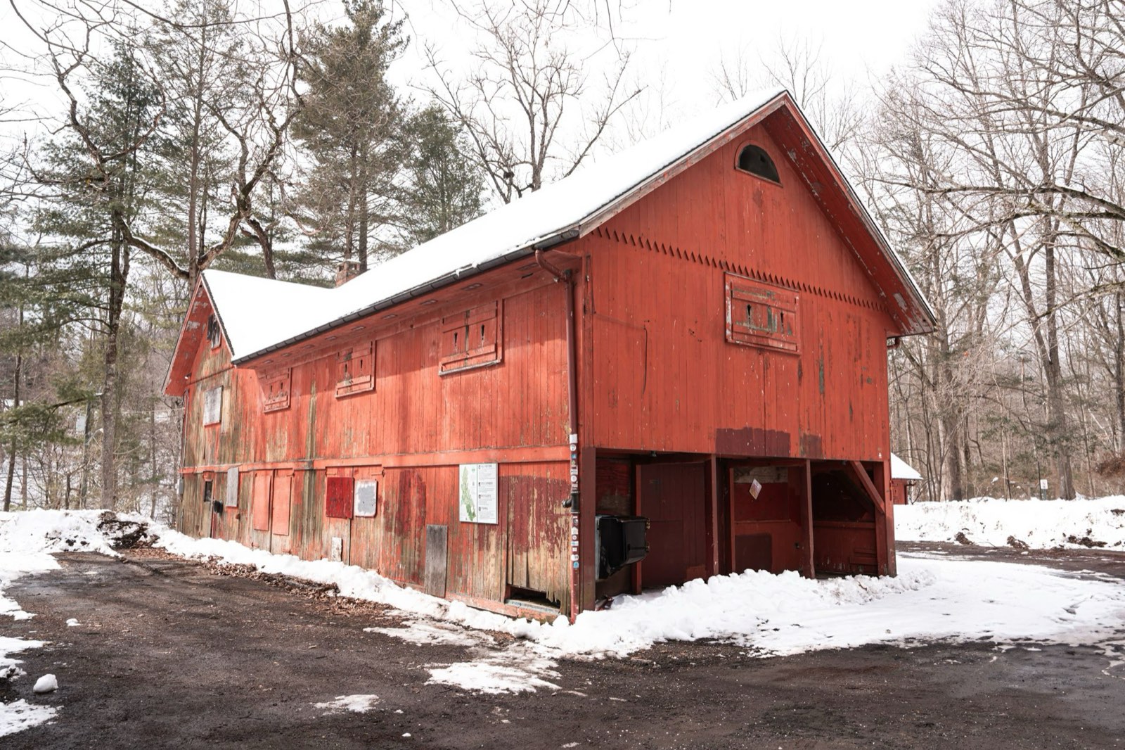 Carriage barn